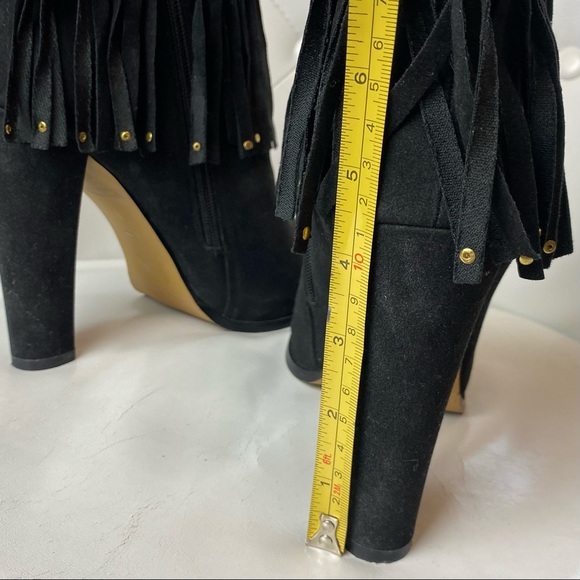 FOREVER 21 Black Fringe Faux Suede Booties 8 - Picture 5 of 5